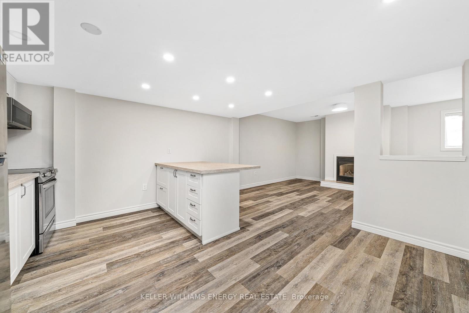 106a Wellington Main Street, Prince Edward County, Ontario K0K 3L0 - Photo 5 - X12628164