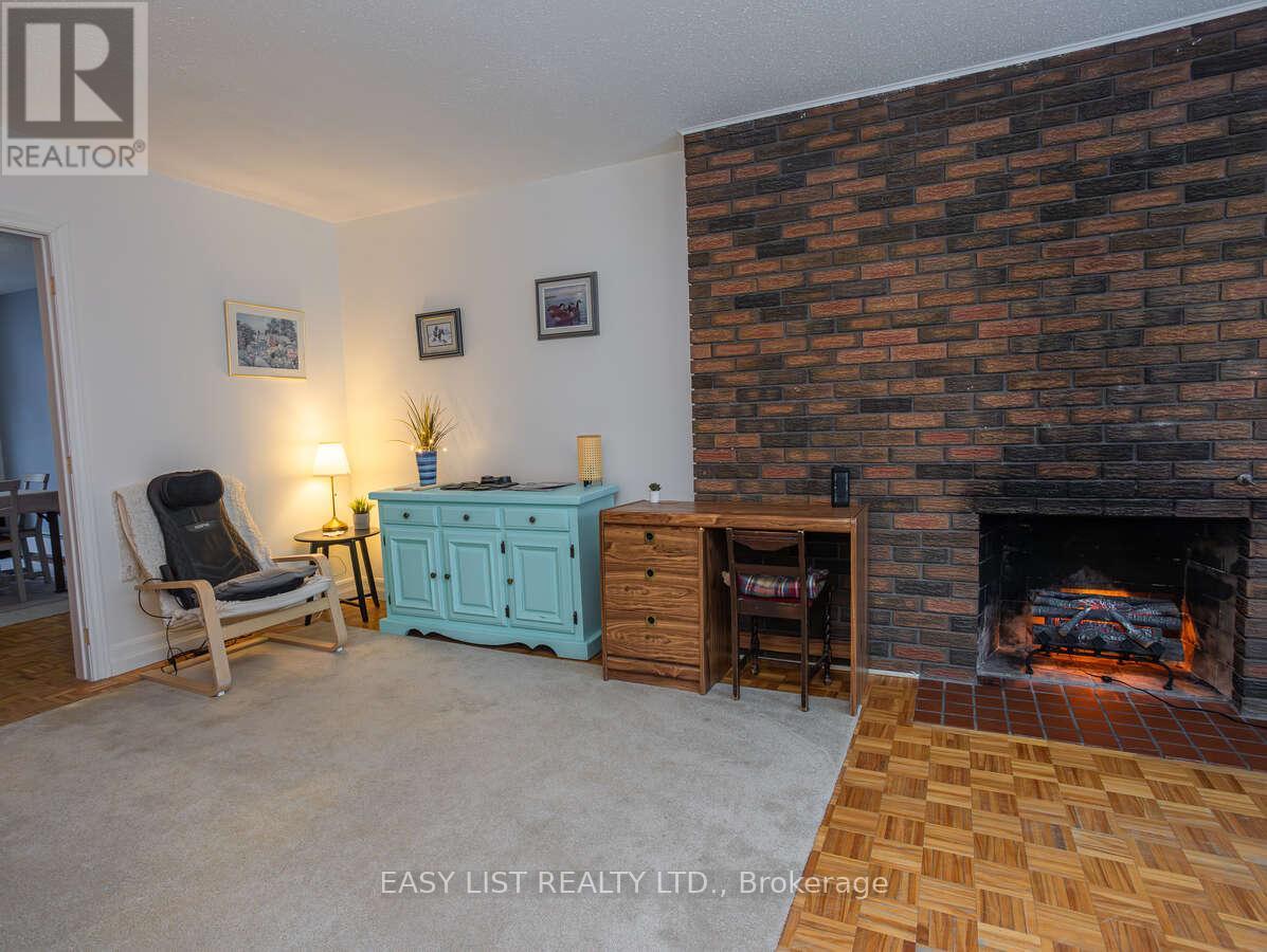 73 Hobart Crescent, Ottawa, Ontario  K2H 5S3 - Photo 19 - X12809642
