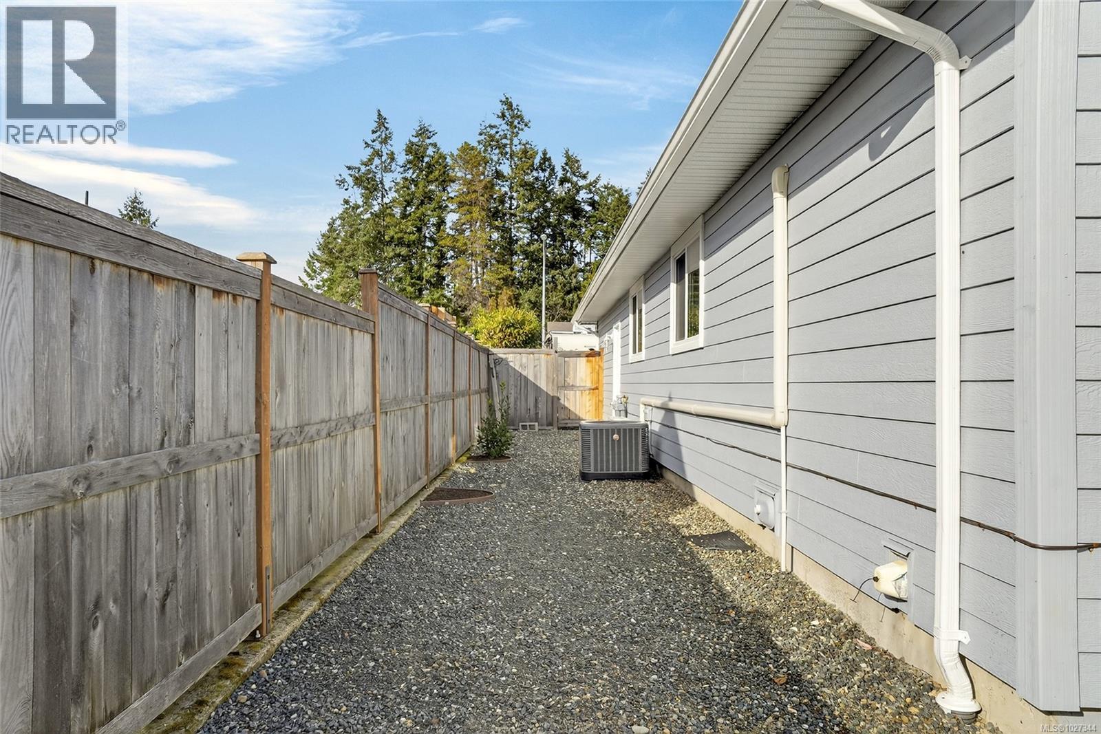 542 Panorama Pl, Parksville, British Columbia  V9P 1A2 - Photo 37 - 1027344