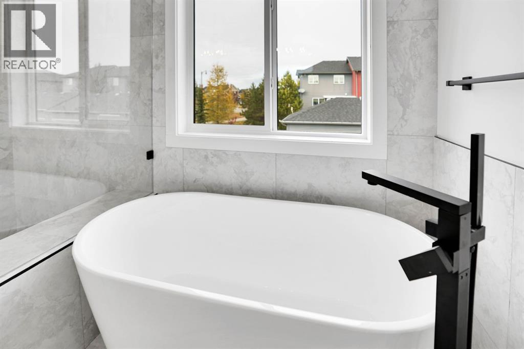 75 Sunvalley Way, Cochrane, Alberta  T4C 0X8 - Photo 18 - A2278946