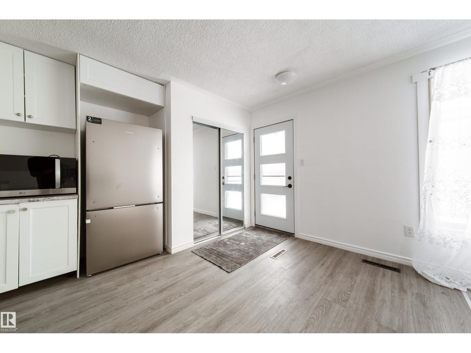 11430 81 St Nw, Edmonton, Alberta  T5B 2R6 - Photo 5 - E4475549