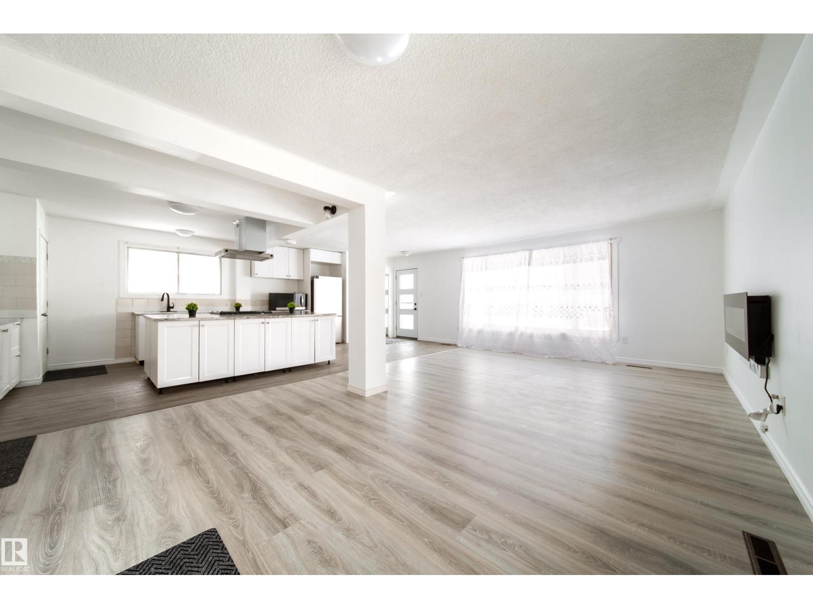 11430 81 St Nw, Edmonton, Alberta  T5B 2R6 - Photo 8 - E4475549