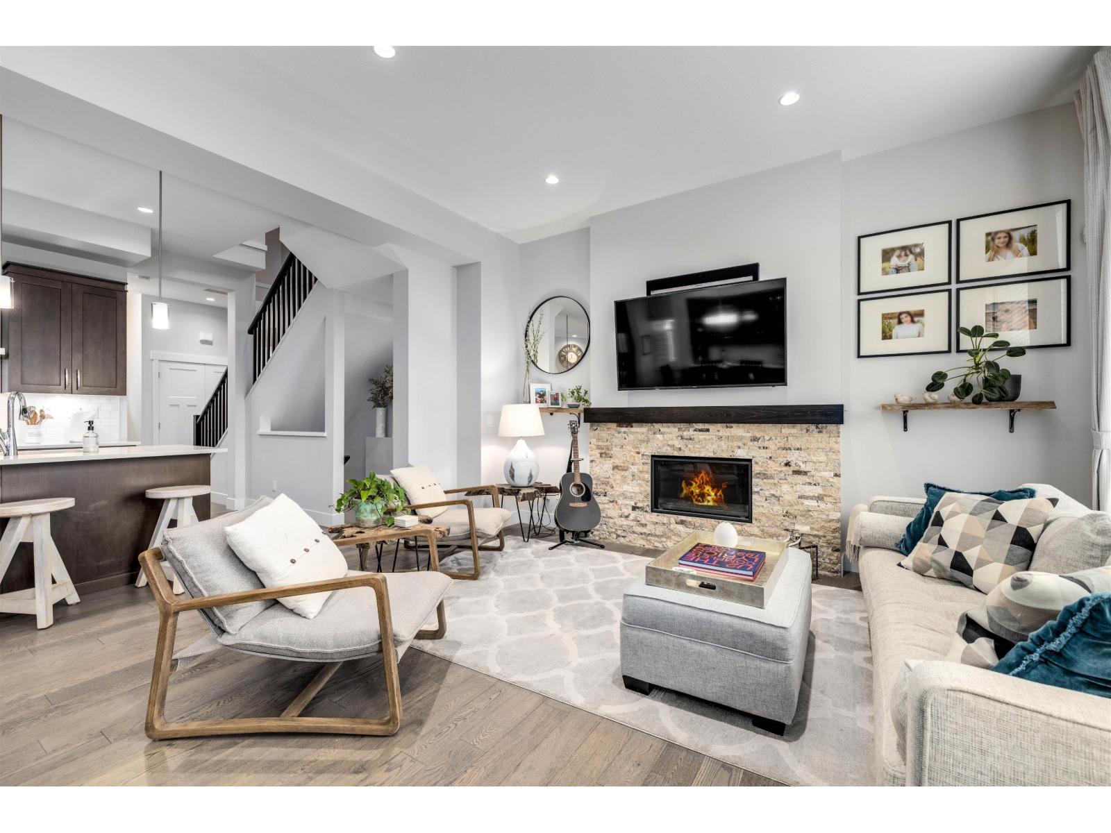 2115 166 Street, Surrey, British Columbia  V3Z 9X8 - Photo 6 - R3088372