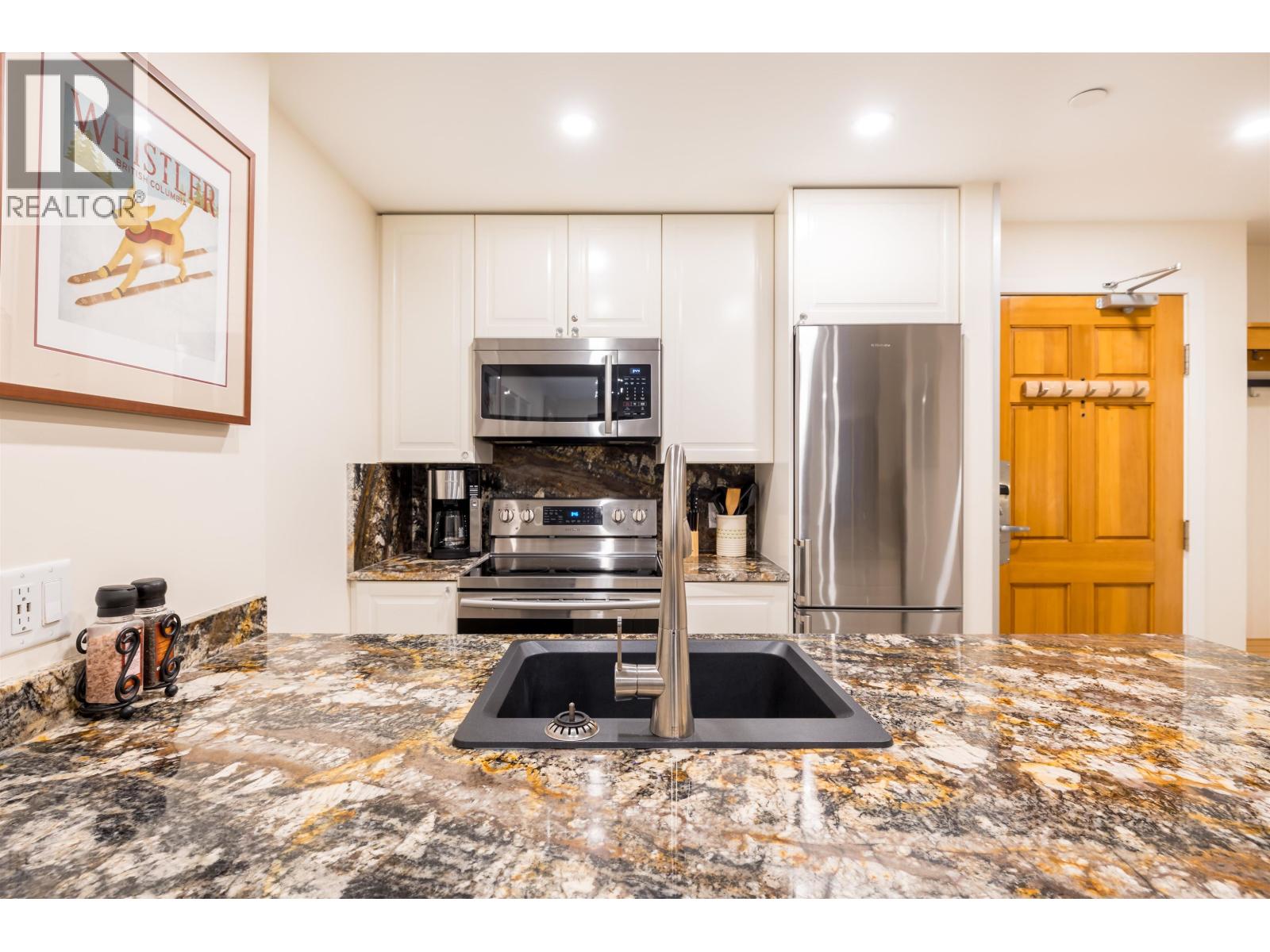 116 4800 Spearhead Drive, Whistler, British Columbia  V8E 1G1 - Photo 3 - R3094290