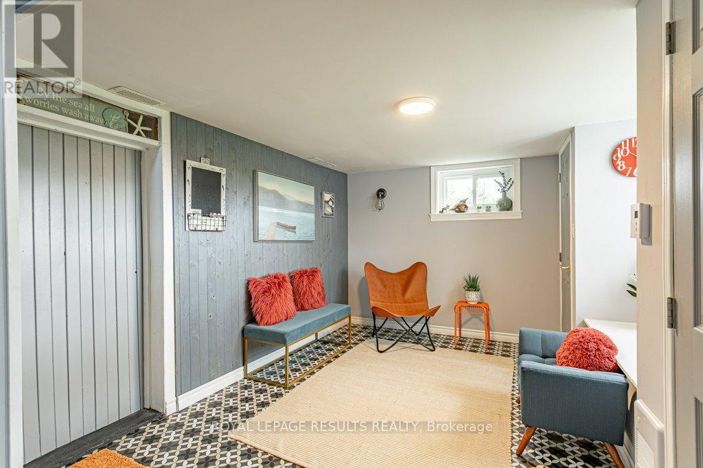 622 Norfolk County Rd 60 Road, Norfolk, Ontario  N0E 1X0 - Photo 32 - X12836812