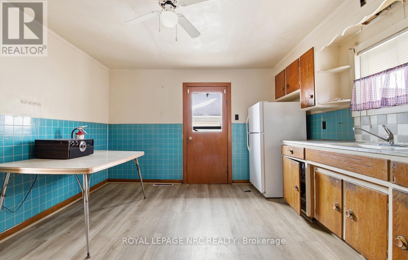 146 Mellanby Avenue, Port Colborne, Ontario  L3K 2L7 - Photo 17 - X12836770