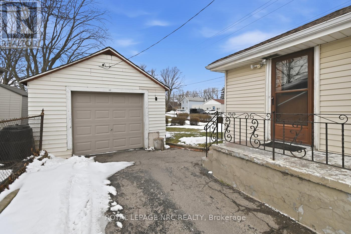 146 Mellanby Avenue, Port Colborne, Ontario  L3K 2L7 - Photo 34 - X12836770