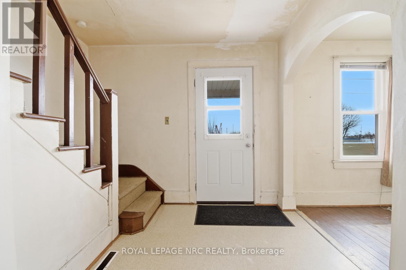 146 Mellanby Avenue, Port Colborne, Ontario  L3K 2L7 - Photo 5 - X12836770