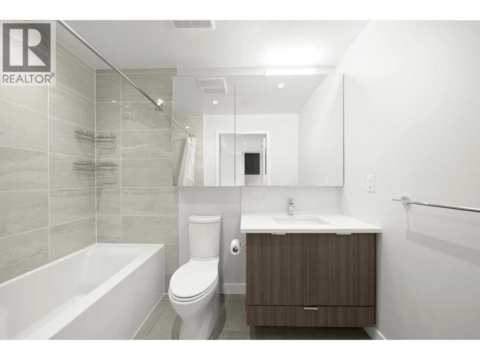 313 3430 E Kent Avenue South Avenue, Vancouver, British Columbia  V5S 0G7 - Photo 12 - R3094435