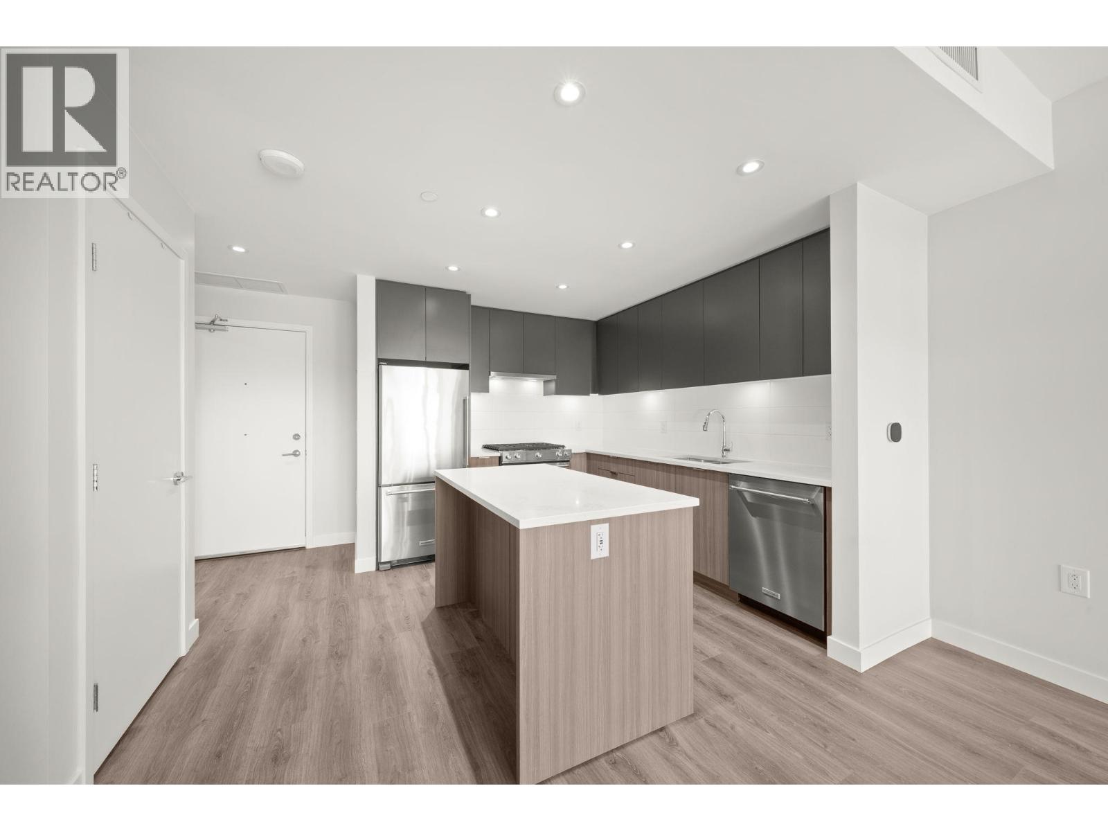 313 3430 E Kent Avenue South Avenue, Vancouver, British Columbia  V5S 0G7 - Photo 13 - R3094435