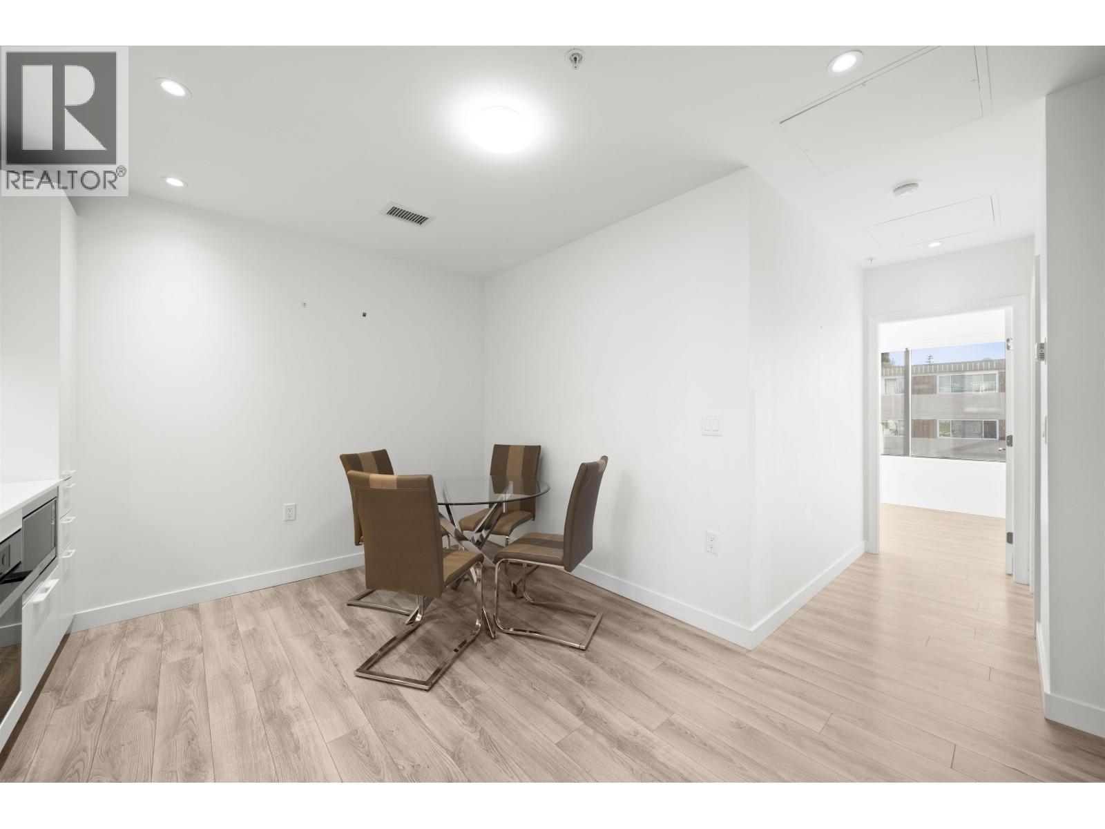 4983 Imperial Street, Burnaby, British Columbia  V5H 0J8 - Photo 10 - R3095033