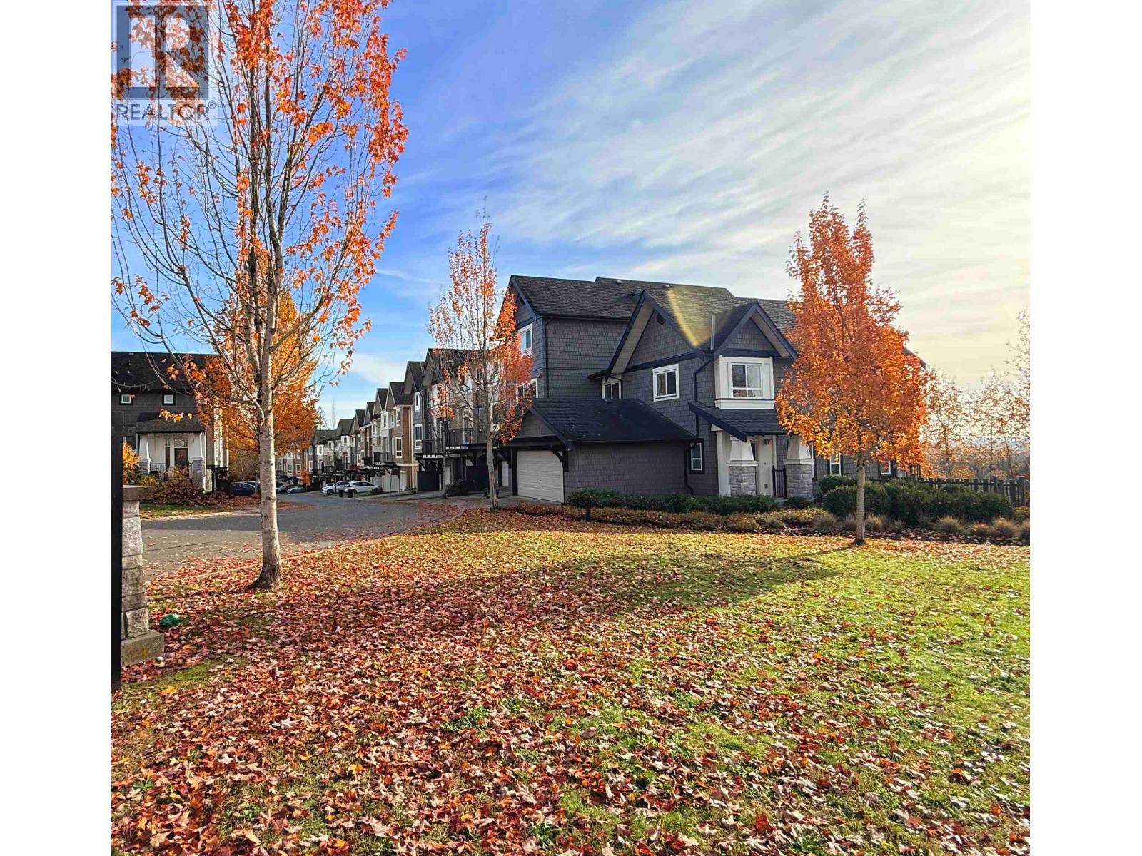 46 1295 Soball Street, Coquitlam, British Columbia  V3E 0G9 - Photo 2 - R3095061