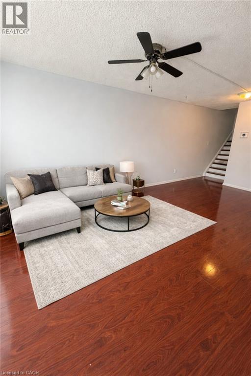 7465 Discus Crescent, Mississauga, Ontario  L4T 2V4 - Photo 2 - 40808209