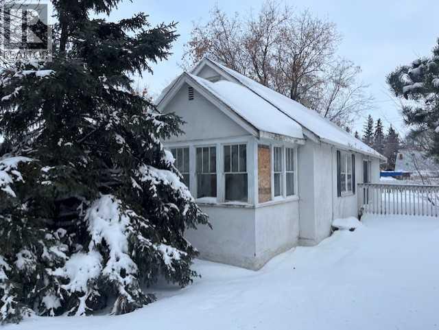 5402 50 Street, lloydminster, Alberta