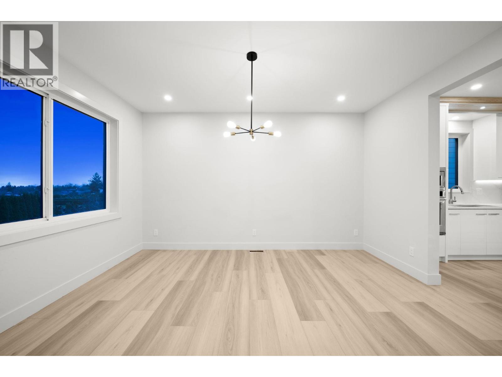 1 3881 Hurst Street, Burnaby, British Columbia  V5J 1M4 - Photo 11 - R3094810