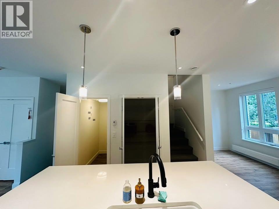 124 525 E 2nd Street, Vancouver, British Columbia  V7L 1E1 - Photo 10 - R3095054