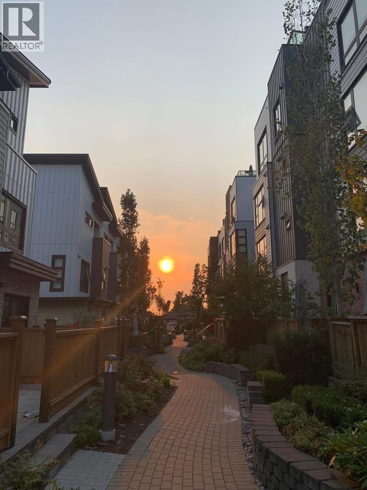 124 525 E 2nd Street, Vancouver, British Columbia  V7L 1E1 - Photo 27 - R3095054