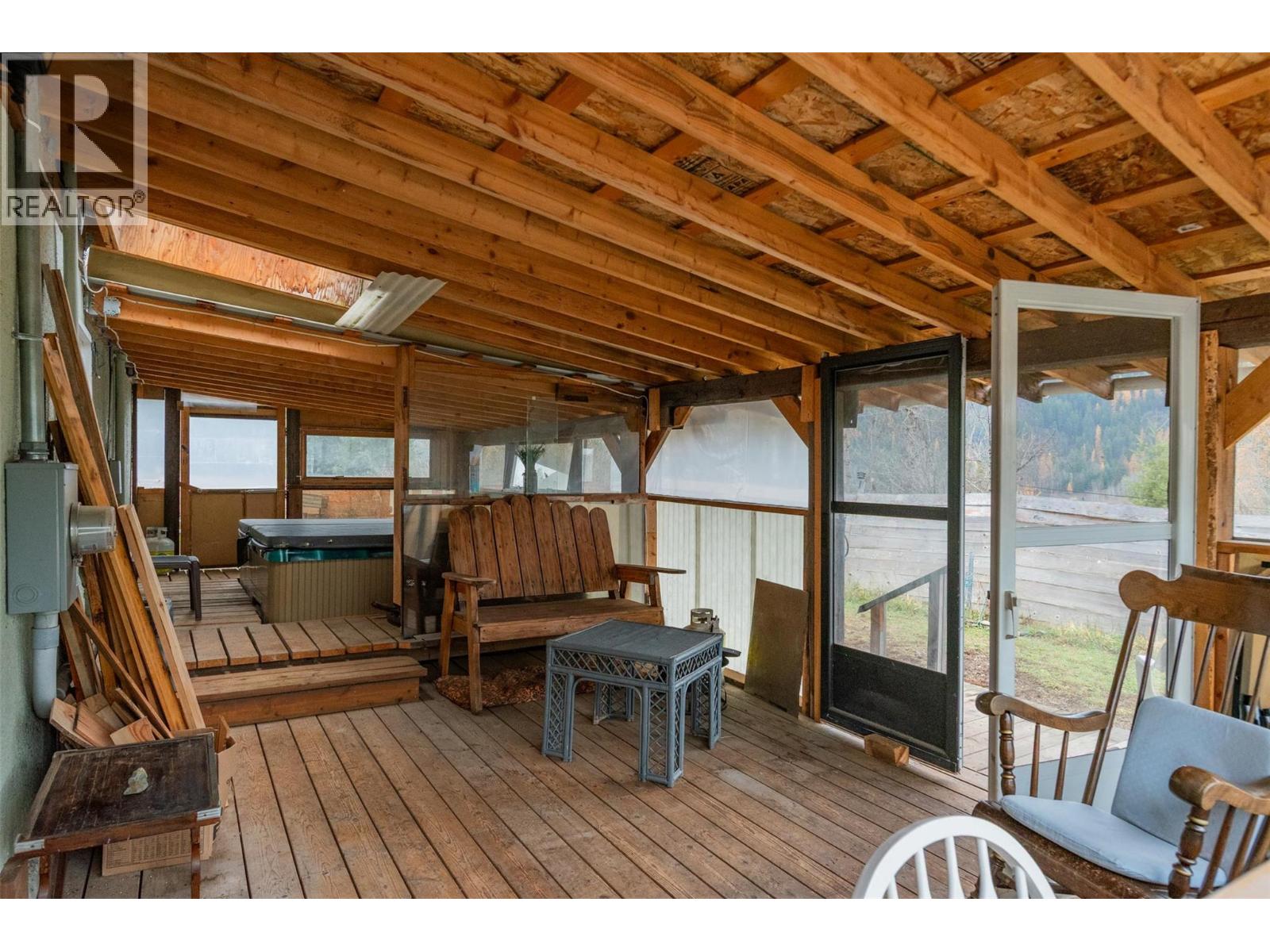 35 Lahue Road, Fruitvale, British Columbia  V0G 1L0 - Photo 39 - 10369347