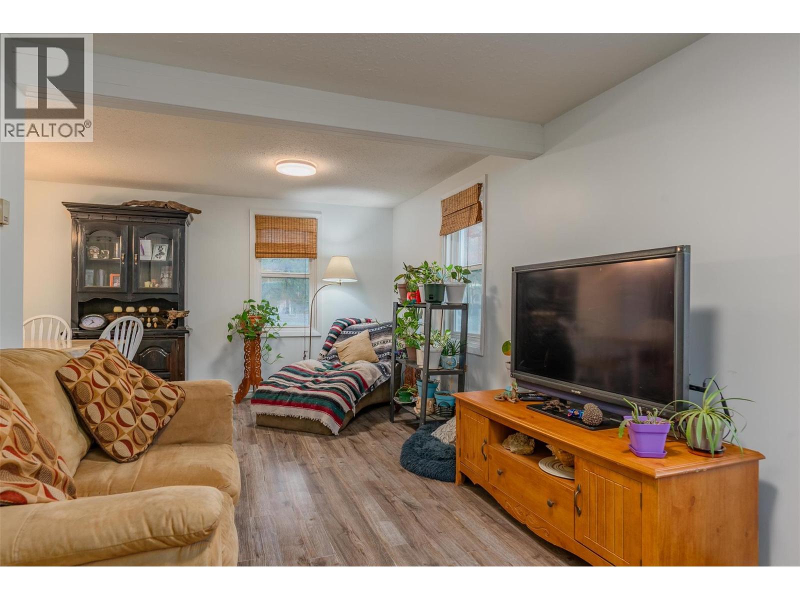 35 Lahue Road, Fruitvale, British Columbia  V0G 1L0 - Photo 10 - 10369347