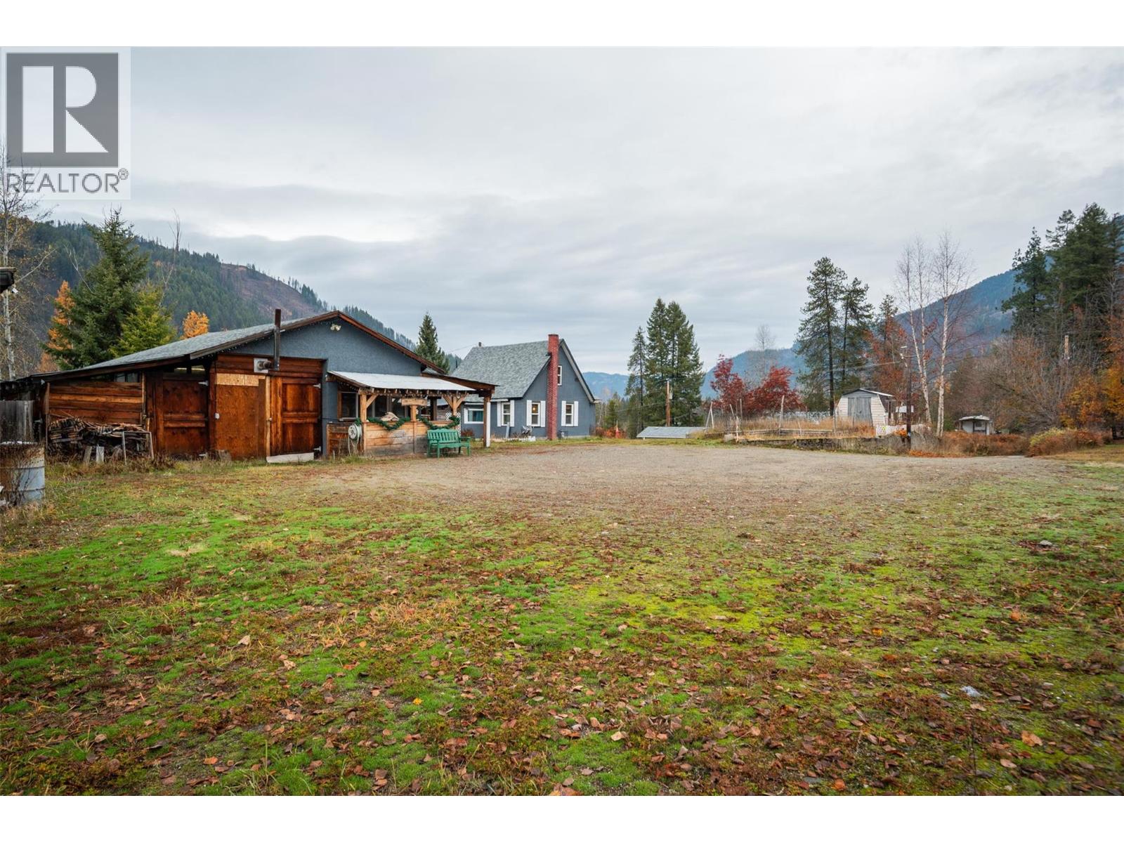 35 Lahue Road, Fruitvale, British Columbia  V0G 1L0 - Photo 20 - 10369347