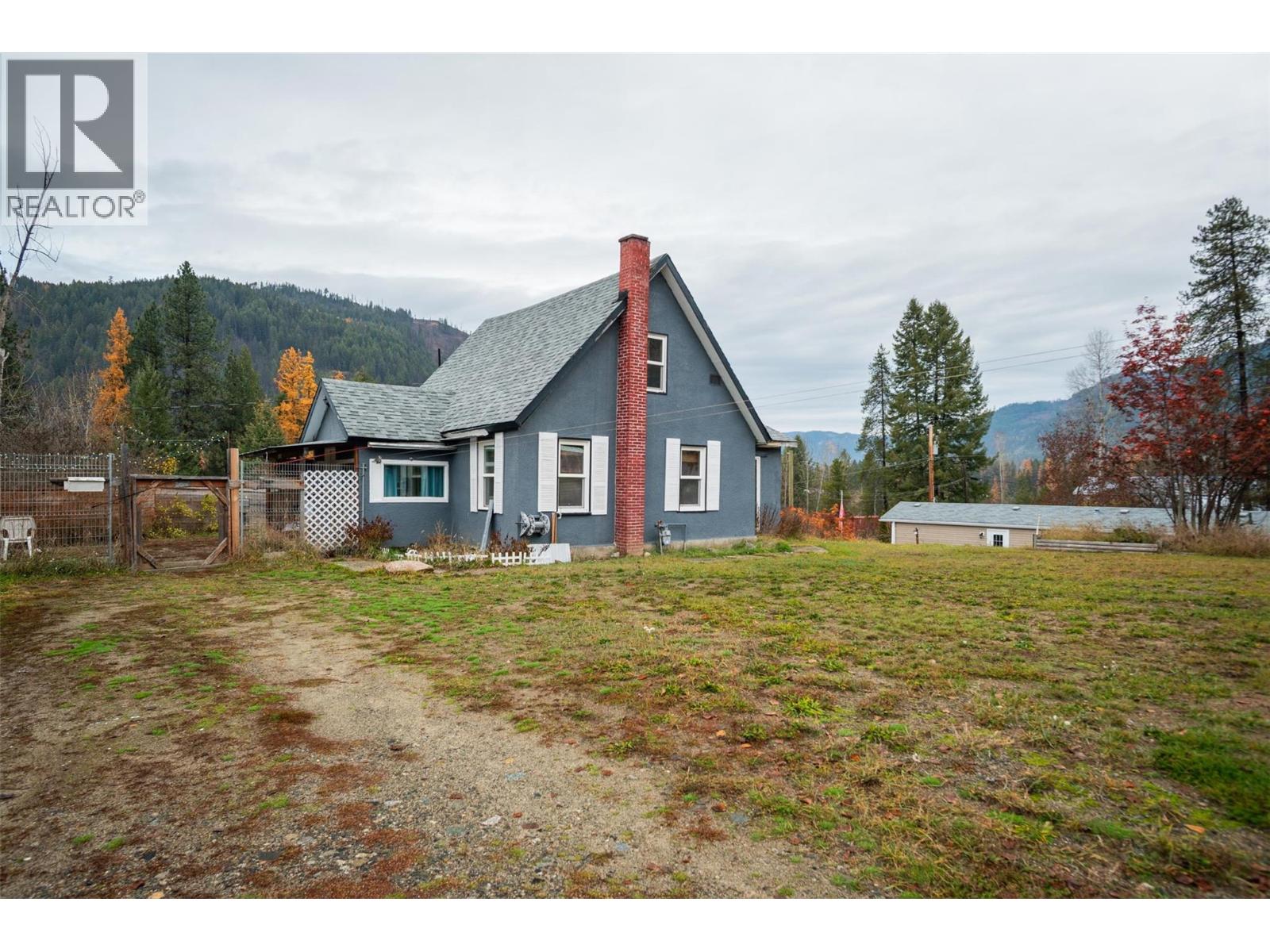 35 Lahue Road, Fruitvale, British Columbia  V0G 1L0 - Photo 24 - 10369347