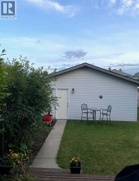 104 Somerside Common Sw, Calgary, Alberta T2Y 3M8 - Photo 33 - A2289459