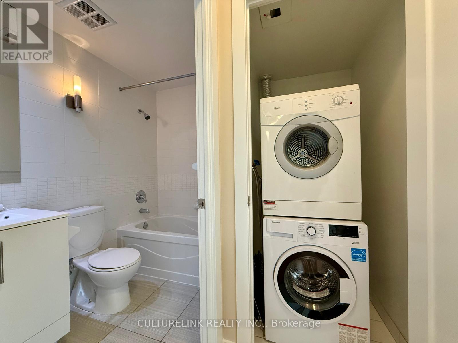 802 - 120 Homewood Avenue, Toronto, Ontario  M4Y 2J3 - Photo 9 - C12836792