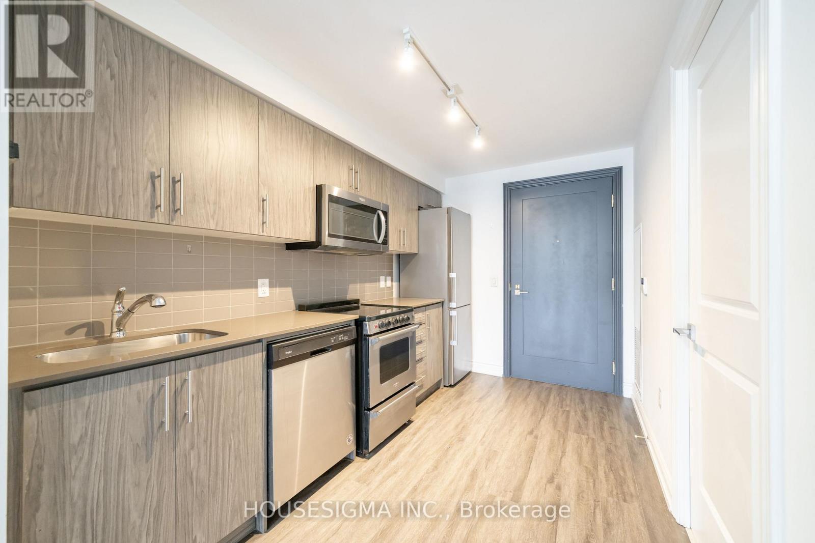 212 - 1700 Avenue Road, Toronto, Ontario  M5M 0B3 - Photo 3 - C12836814