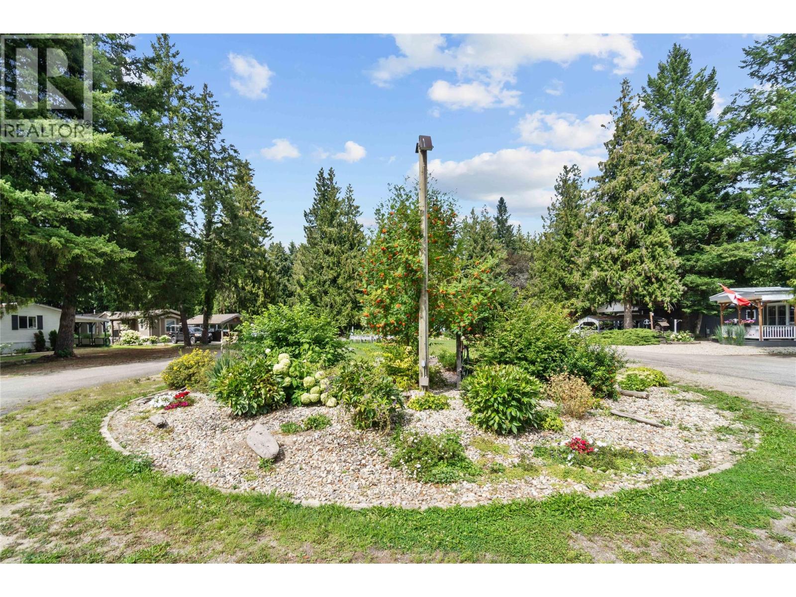 5161 63 Avenue Ne Unit# 2, Salmon Arm, British Columbia  V0E 1K0 - Photo 38 - 10377262