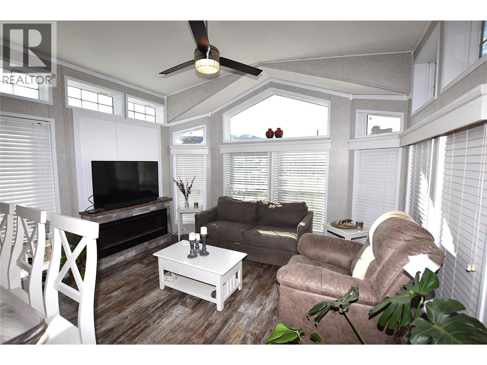 65 Antoine Unit# 5, Vernon, British Columbia  V1H 2A3 - Photo 8 - 10377568