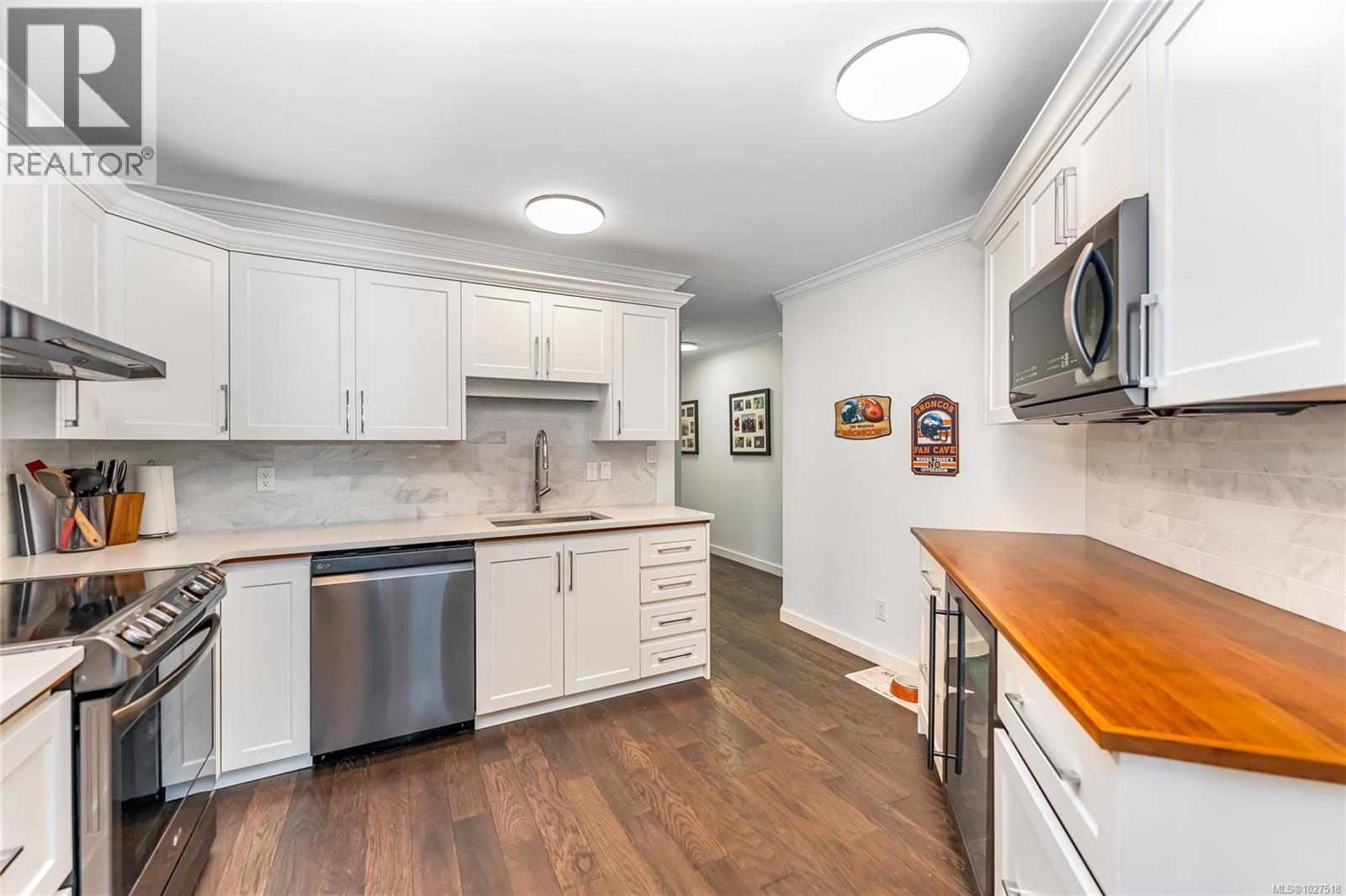 102 40 Gorge Rd W, Saanich, British Columbia  V9A 1L8 - Photo 10 - 1027518