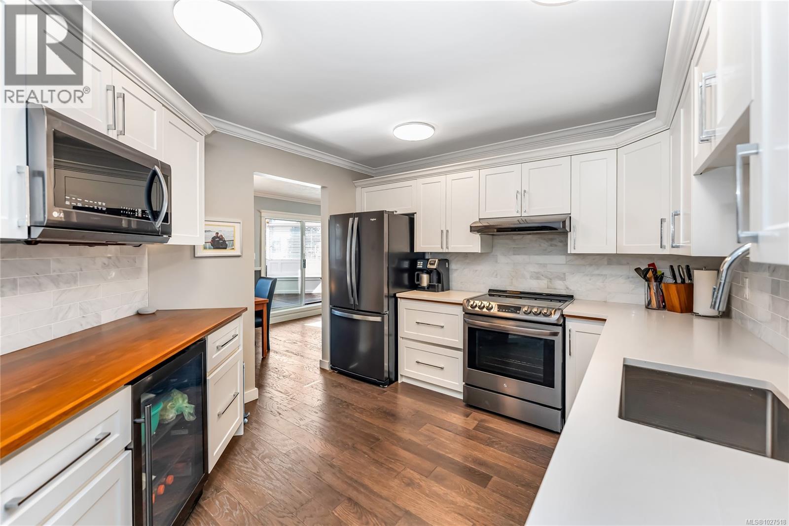 102 40 Gorge Rd W, Saanich, British Columbia  V9A 1L8 - Photo 9 - 1027518