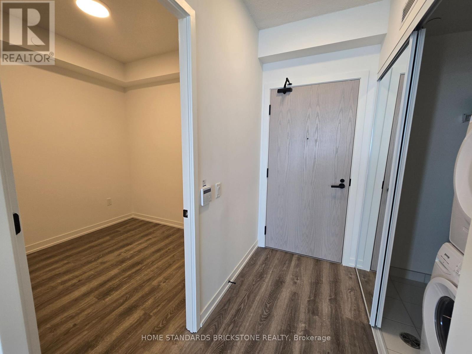 4711 - 8 INTERCHANGE WAY, Vaughan, Ontario