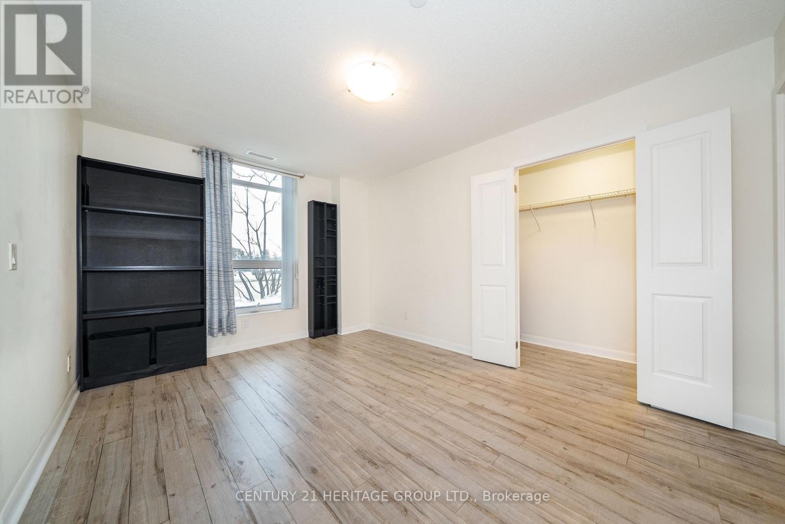 101 - 75 Norman Bethune Avenue, Richmond Hill, Ontario  L4B 0B6 - Photo 10 - N12836778