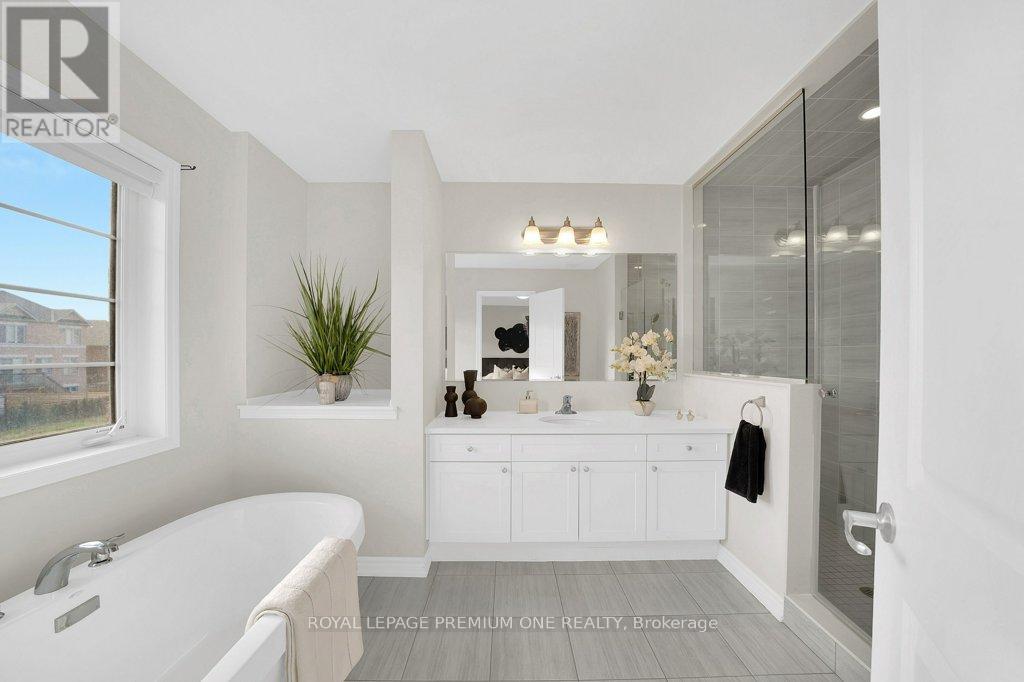 53 Mcmichael Avenue, Vaughan, Ontario  L4H 4T3 - Photo 20 - N12836784