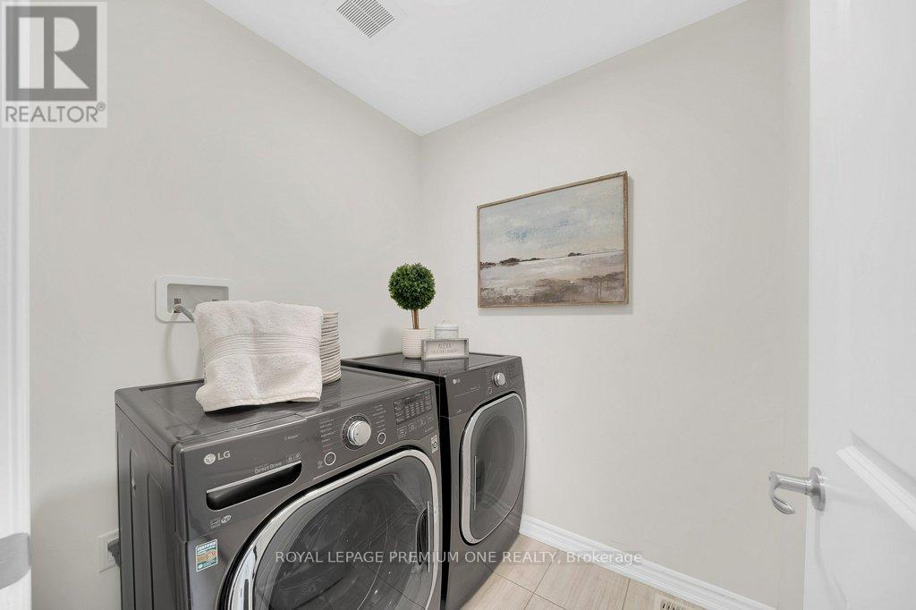 53 Mcmichael Avenue, Vaughan, Ontario  L4H 4T3 - Photo 23 - N12836784