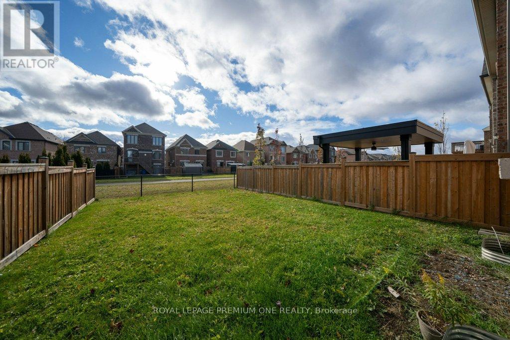 53 Mcmichael Avenue, Vaughan, Ontario  L4H 4T3 - Photo 26 - N12836784