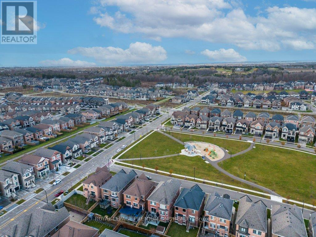 53 Mcmichael Avenue, Vaughan, Ontario  L4H 4T3 - Photo 27 - N12836784