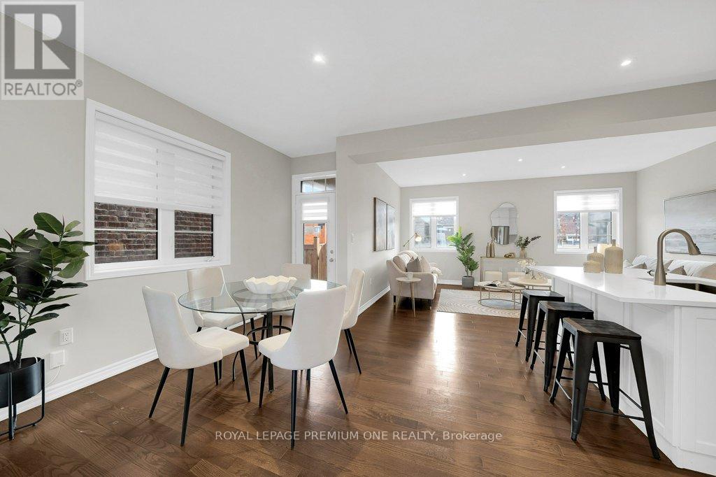 53 Mcmichael Avenue, Vaughan, Ontario  L4H 4T3 - Photo 5 - N12836784