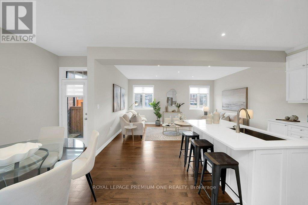 53 Mcmichael Avenue, Vaughan, Ontario  L4H 4T3 - Photo 6 - N12836784