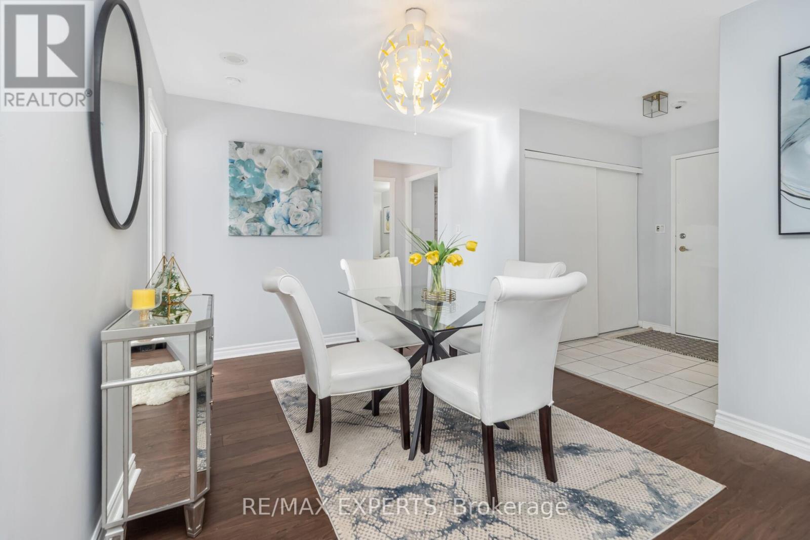 1410 - 135 Hillcrest Avenue, Mississauga, Ontario L5B 4B1 - Photo 22 - W12836790