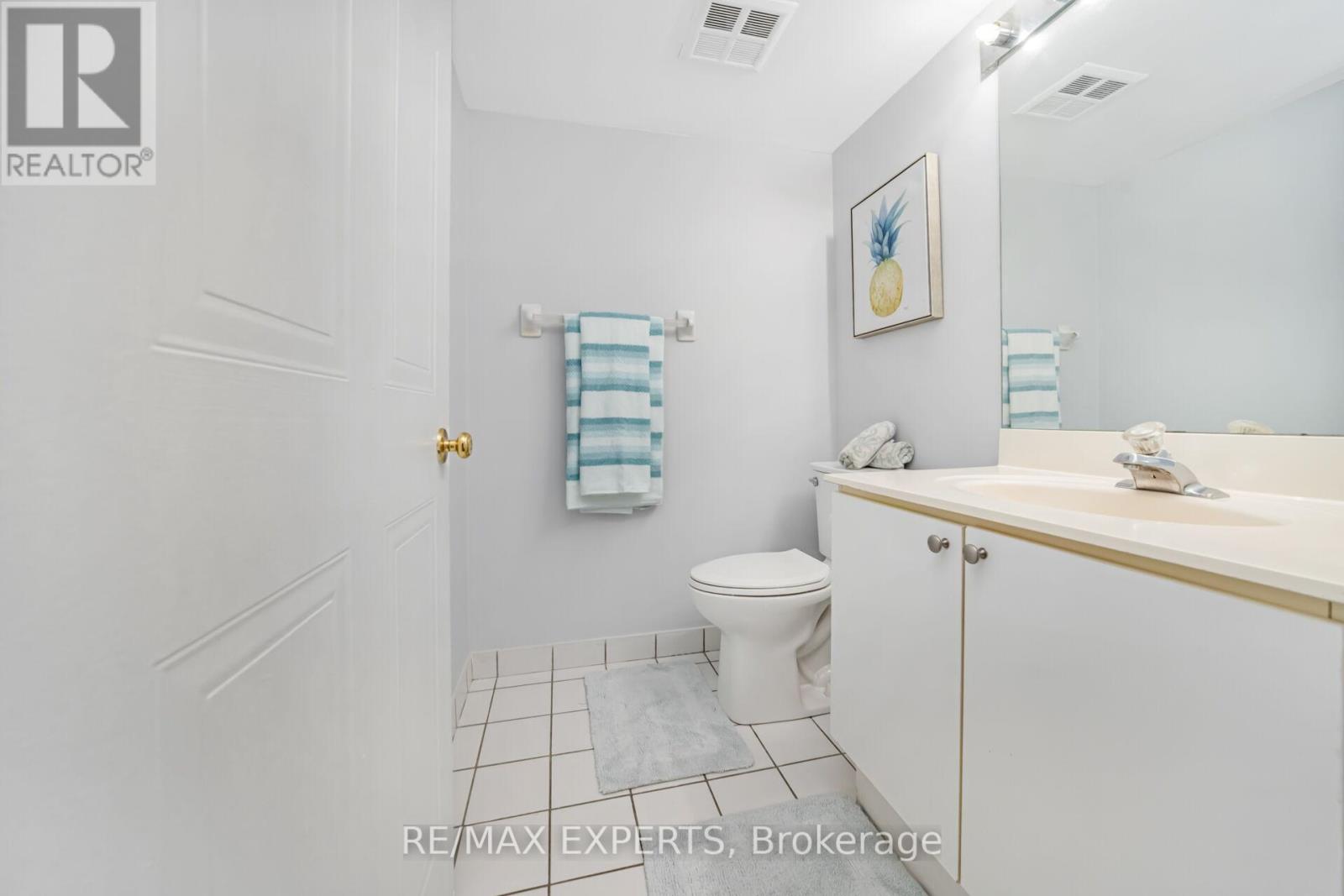 1410 - 135 Hillcrest Avenue, Mississauga, Ontario L5B 4B1 - Photo 41 - W12836790