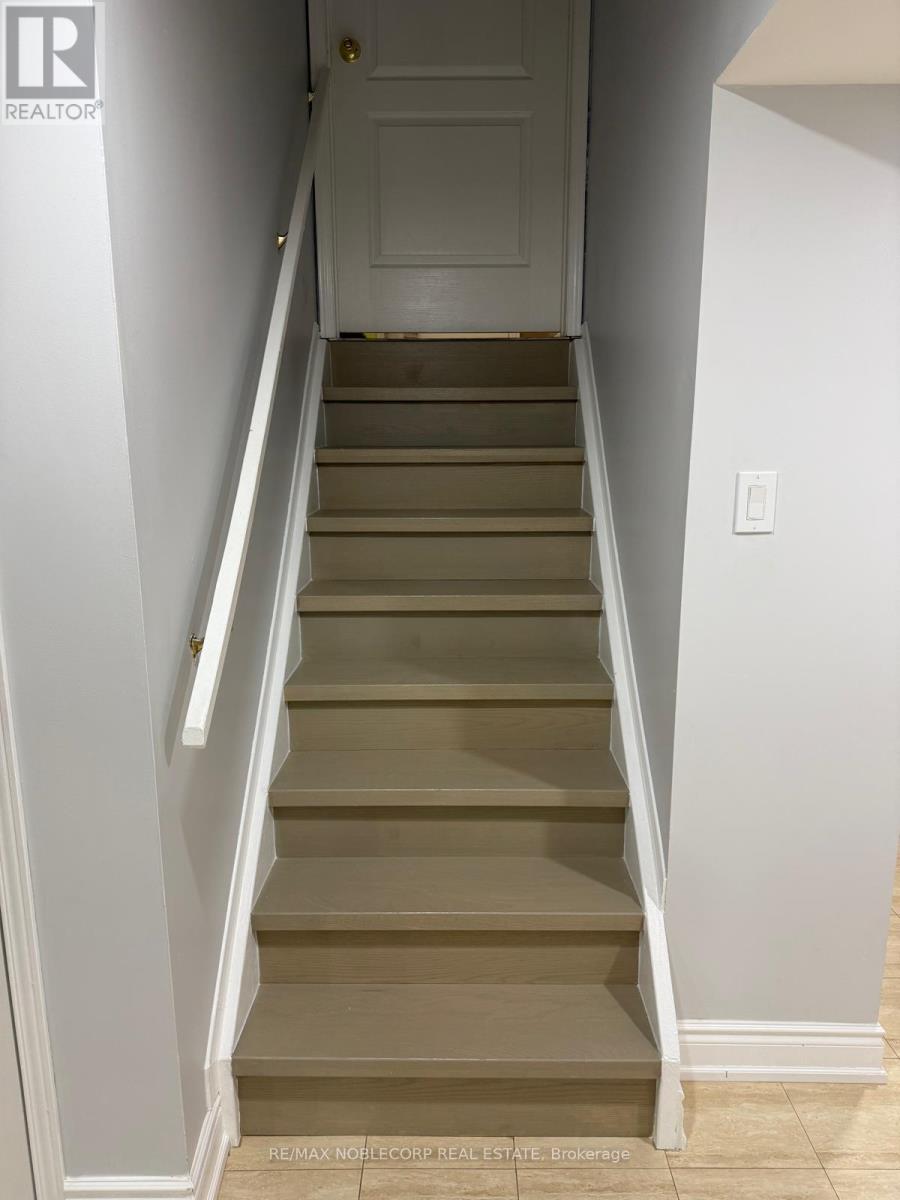 Bsmt - 5645 Longford Drive, Mississauga, Ontario  L5M 7B5 - Photo 11 - W12836796