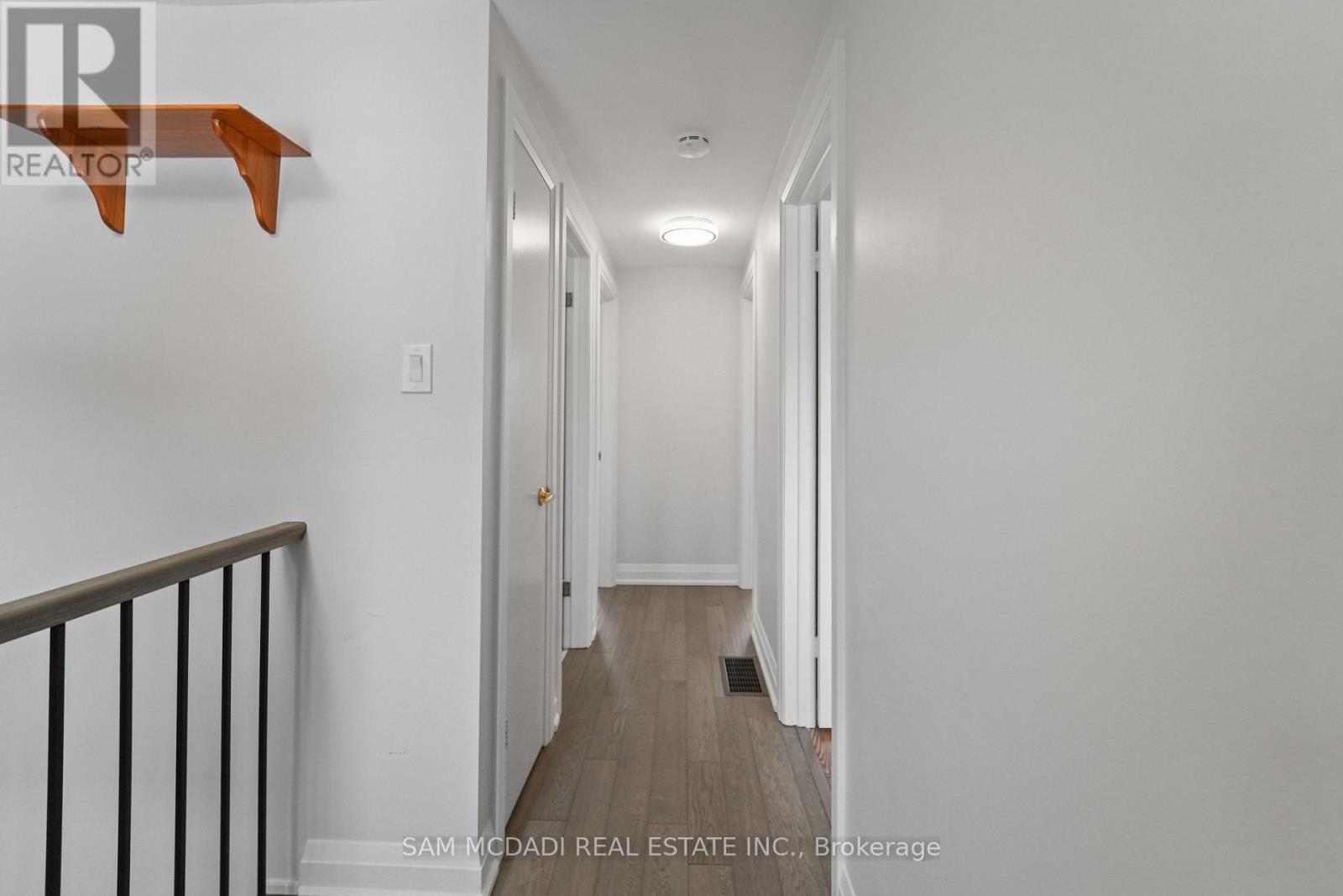 4235 Pheasant Run, Mississauga, Ontario  L5L 2B8 - Photo 20 - W12836800