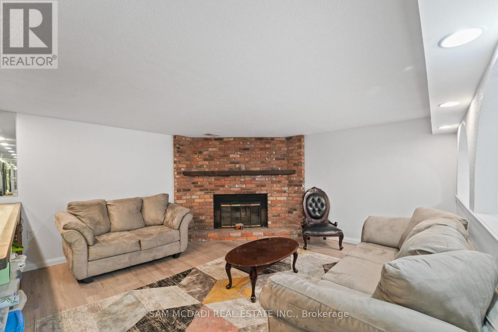 4235 Pheasant Run, Mississauga, Ontario  L5L 2B8 - Photo 26 - W12836800