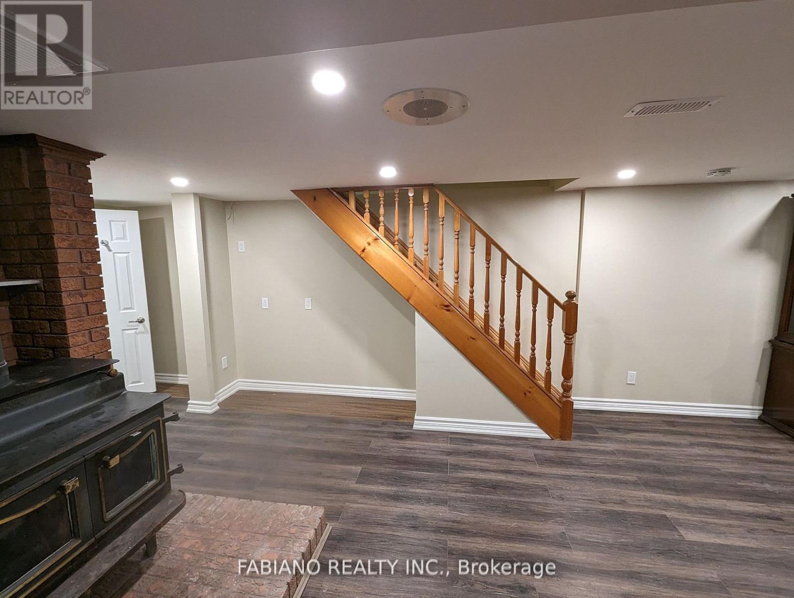 Main - 1038 Dovercourt Road, Toronto, Ontario  M6H 2X8 - Photo 25 - W12836802