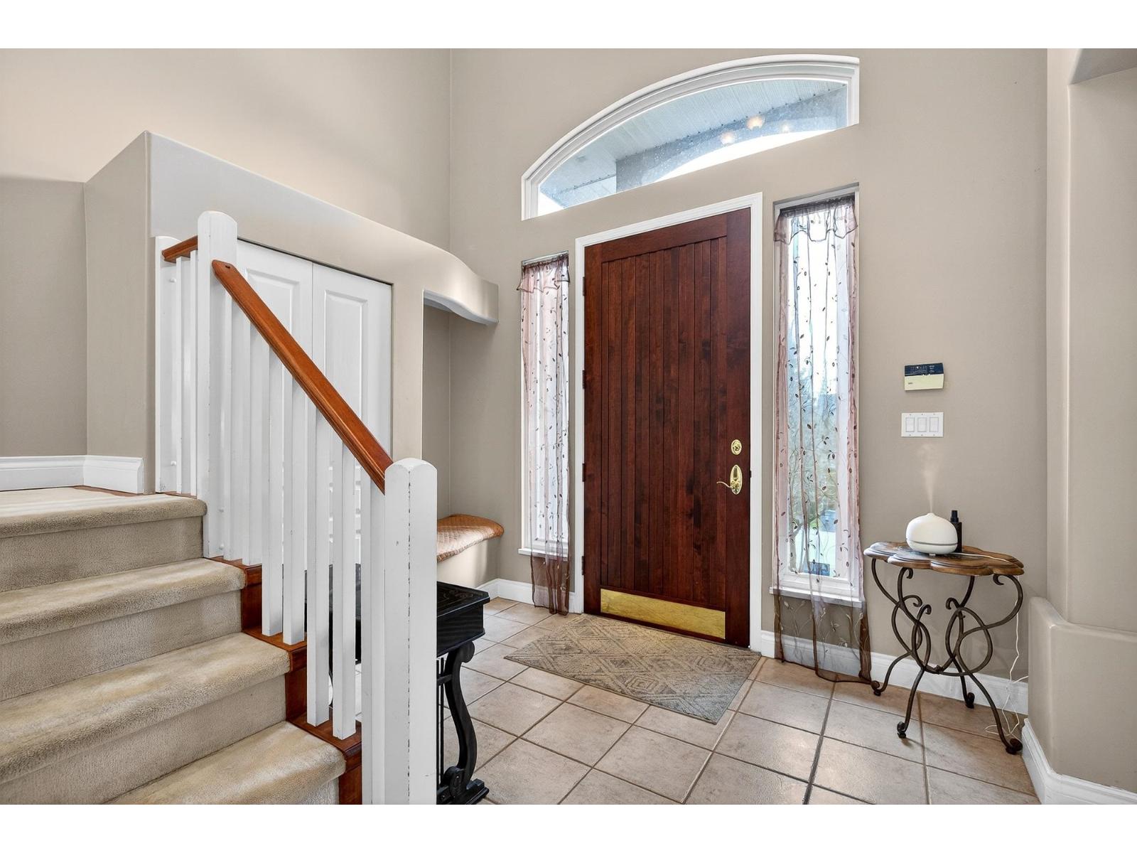 18048 99a Avenue, Surrey, British Columbia  V4N 4V6 - Photo 3 - R3093019