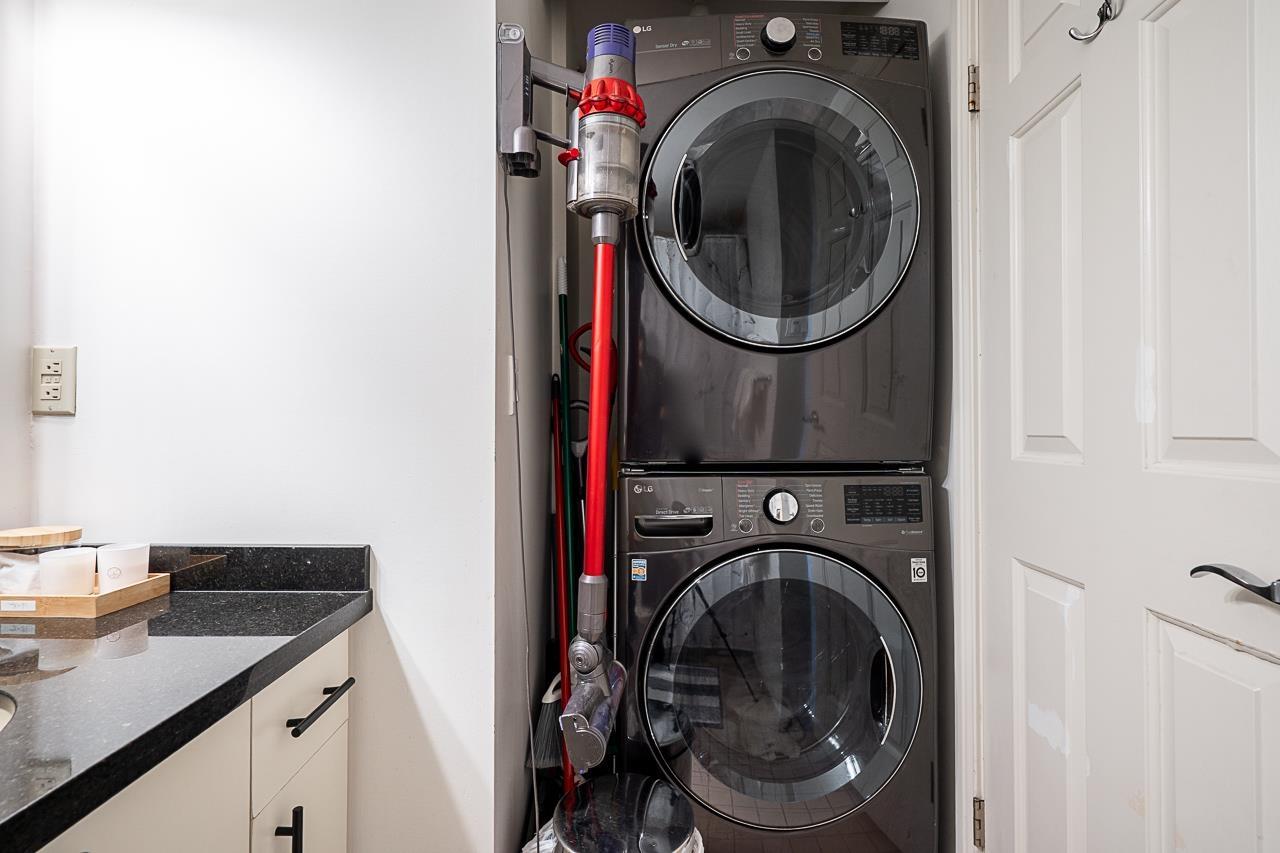 313 1830 E Southmere Crescent, Surrey, British Columbia  V4A 9C2 - Photo 20 - R3095099