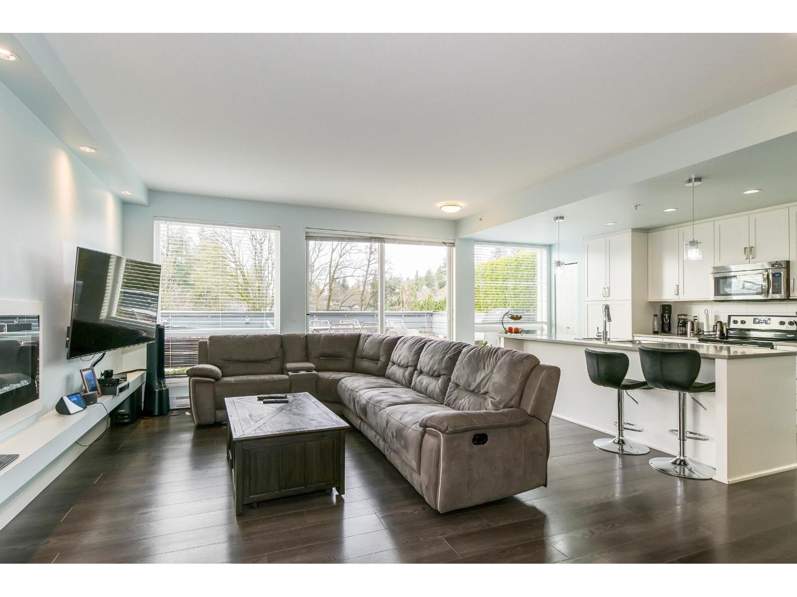 411 2242 Whatcom Road, Abbotsford, British Columbia  V3G 0G3 - Photo 3 - R3094878