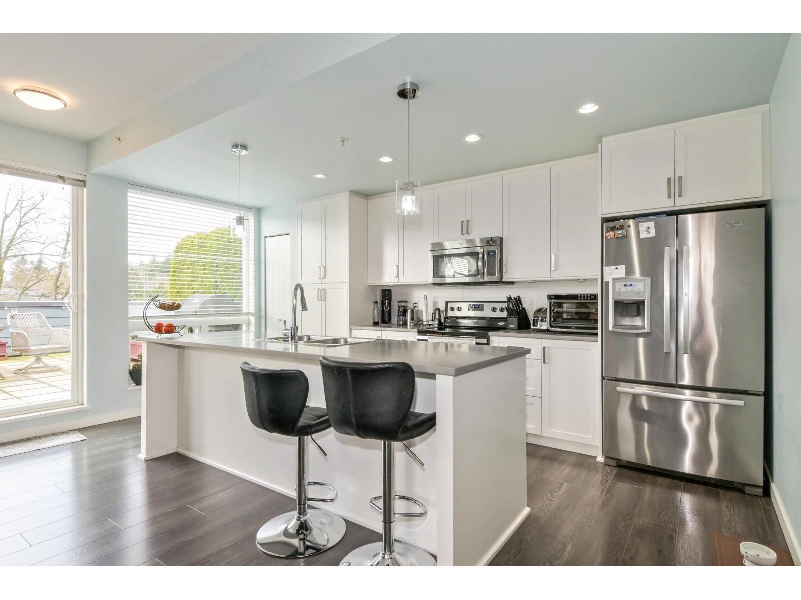 411 2242 Whatcom Road, Abbotsford, British Columbia  V3G 0G3 - Photo 5 - R3094878